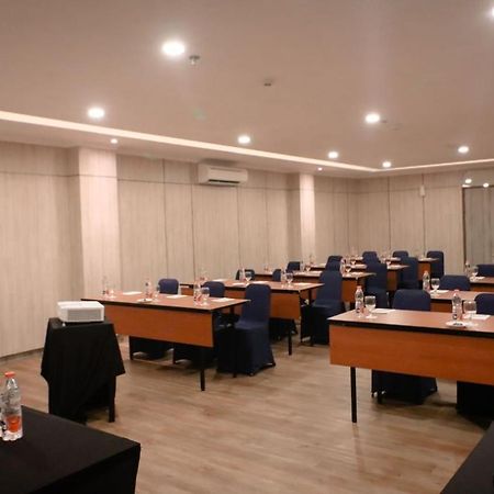 Solia Hotel Yosodipuro Surakarta  Exterior photo